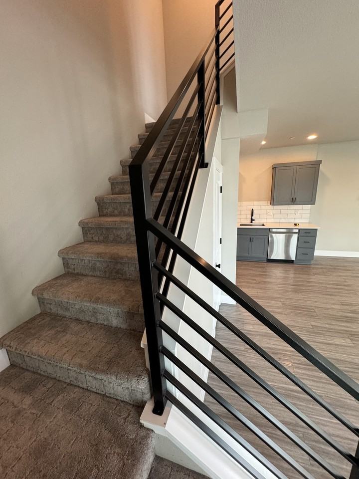 306 N Bridgeton Rd #B - Photo 5 of 10