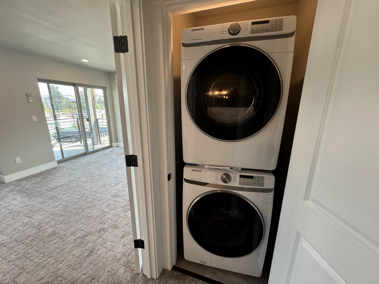 306 N Bridgeton Rd #B - Photo 6 of 10