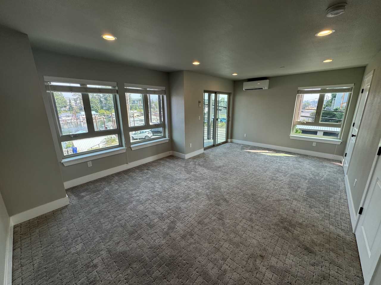 306 N Bridgeton Rd #B - Photo 7 of 10