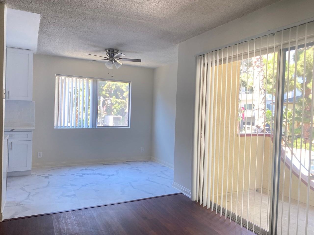 7010 Lanewood Ave LLC - Photo 7 of 34