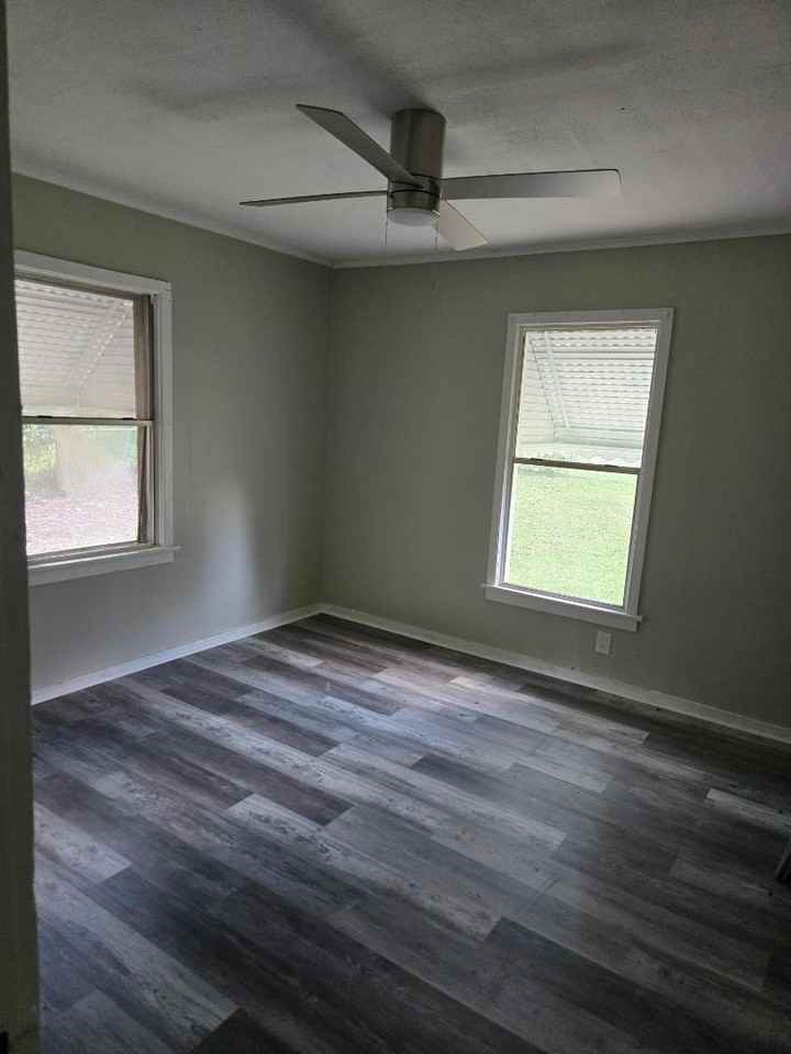 220 30th Ave - Photo 6 of 13