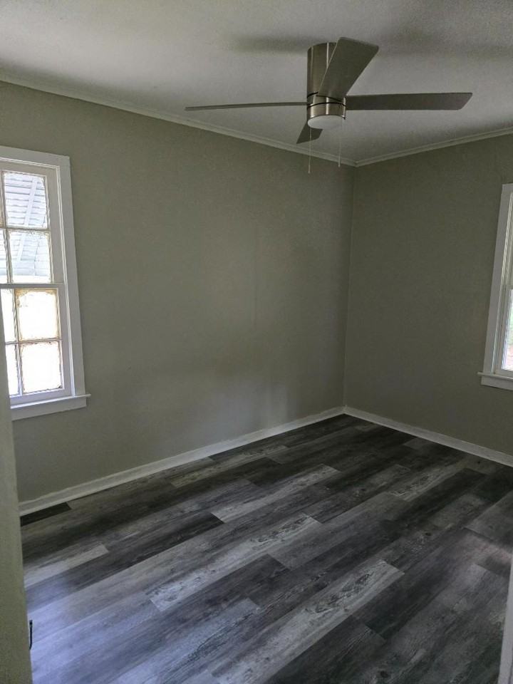 220 30th Ave - Photo 7 of 13