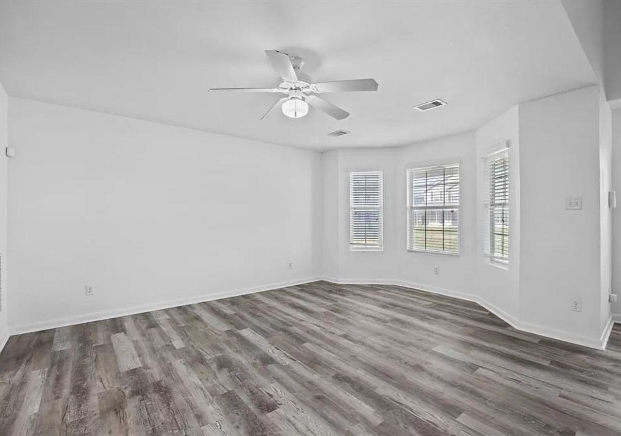 23422 High Point (M) - Photo 2 of 13