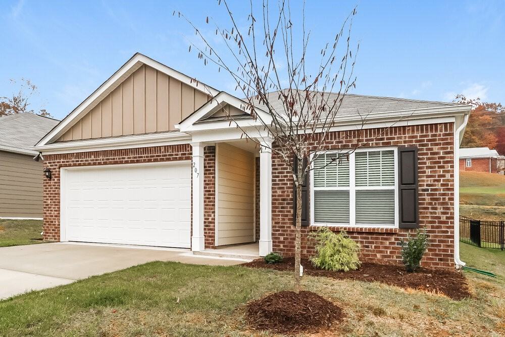 207 Broomsedge St - Photo 3 of 16