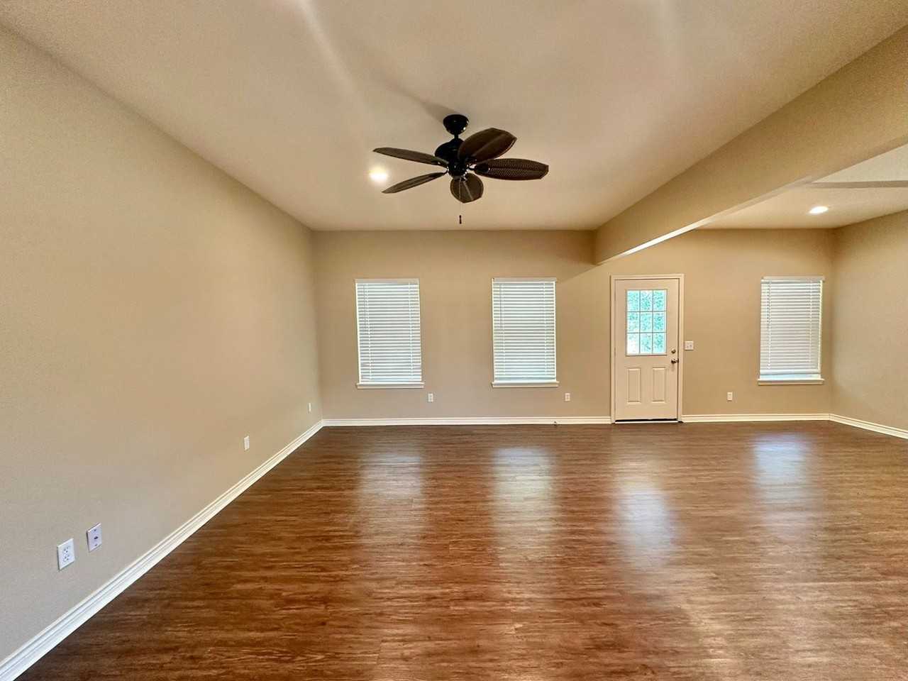 506 3rd St - Photo 3 of 20