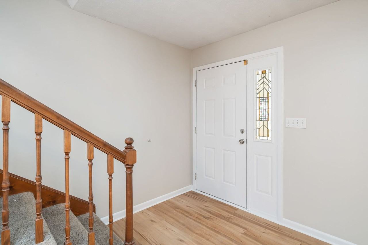 122 High Point Ln - Photo 3 of 30