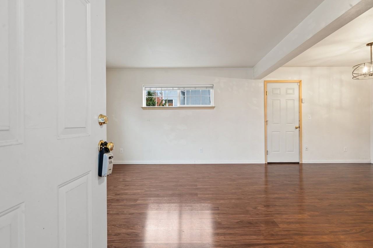 163 Ne Max William Loop - Photo 4 of 35