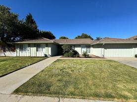 22490 Ferdinand Dr - Photo 1 of 1