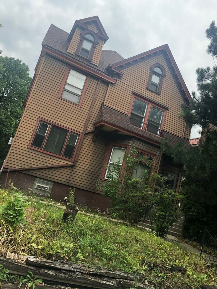 2629 N Maryland Ave - Photo 5 of 21