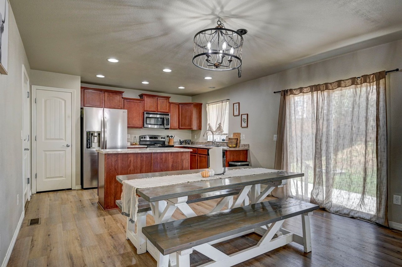 7754 Landover Ln - Photo 5 of 16