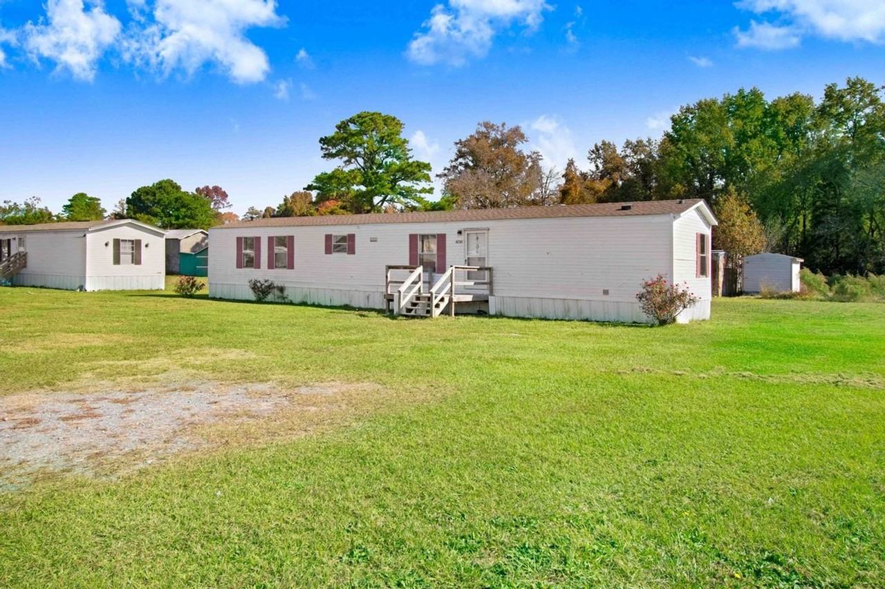 406 Little Dove Rd - Photo 3 of 19