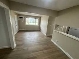 featured image of 526 E 18th St