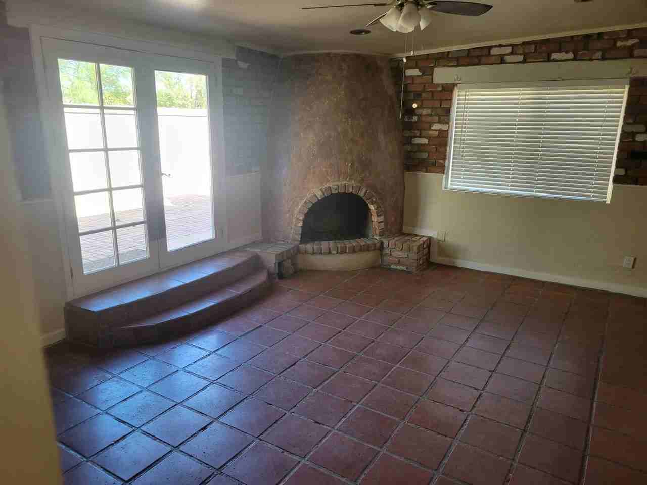 1911 S Magnolia Ave - Photo 6 of 21