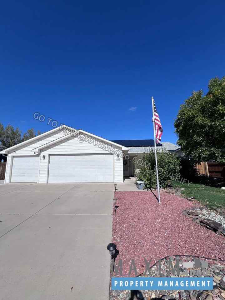 3138 Sharptail St - Photo 2 of 20