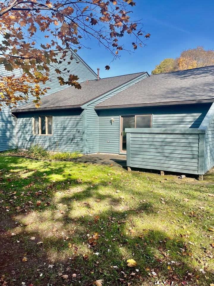 8168 Verbeck Dr - Photo 2 of 27