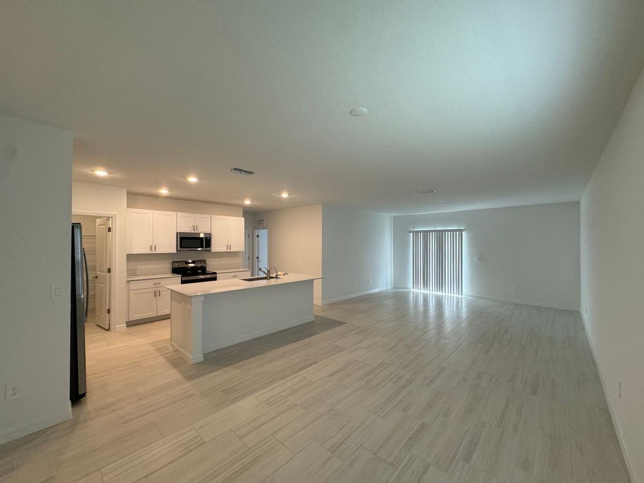 11256 Radiant Shore Loop - Photo 3 of 34