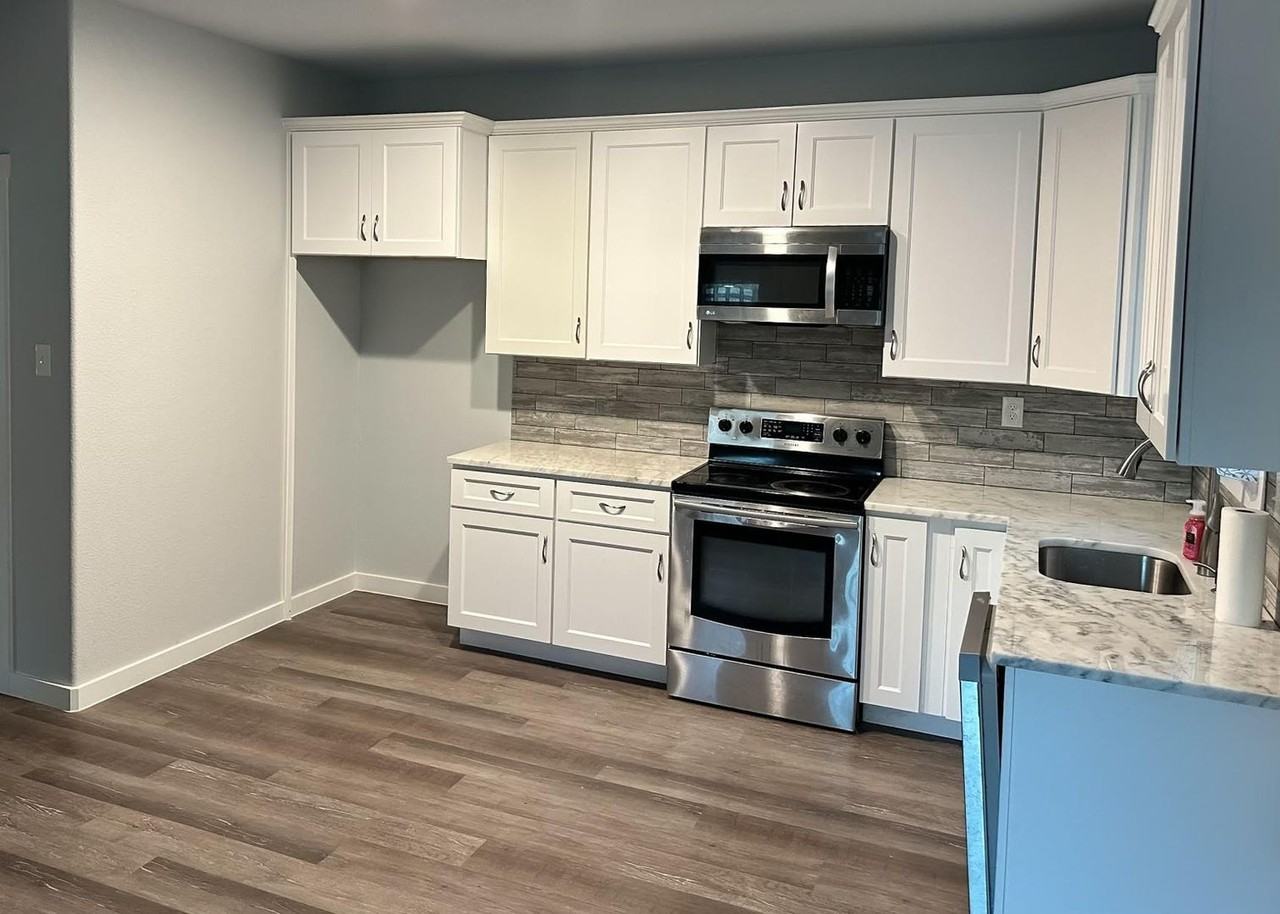 6958 Fm 36 S - Photo 3 of 9