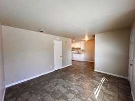 featured image of 411 S 6th Ave