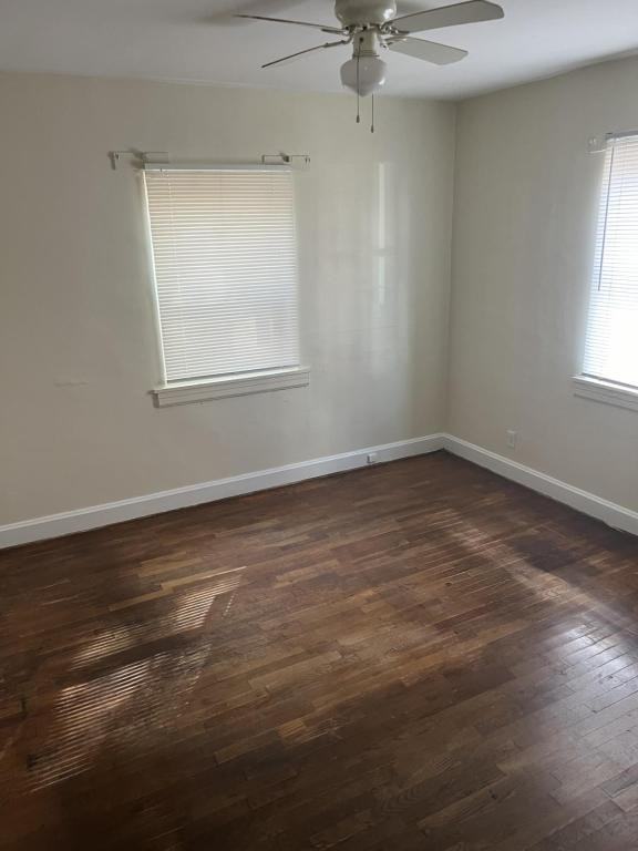 125 Clement Ave - Photo 4 of 5