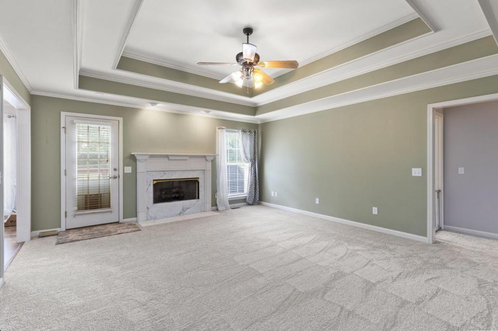 309 Cherry Ln - Photo 2 of 17