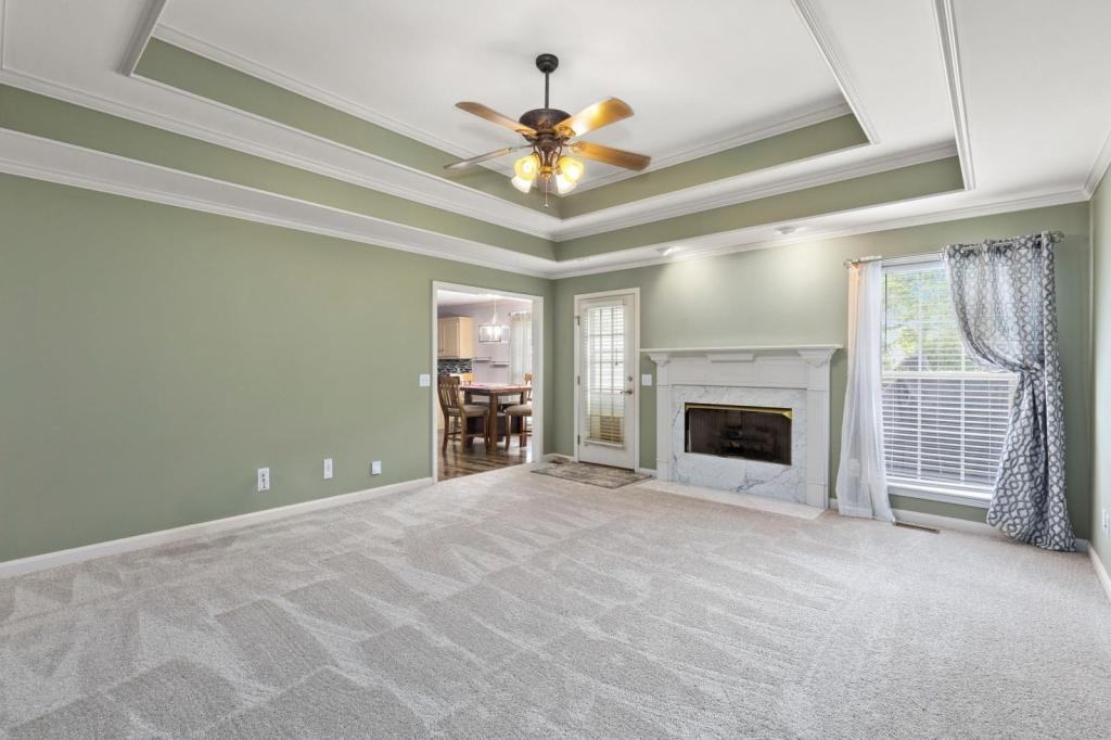 309 Cherry Ln - Photo 3 of 17