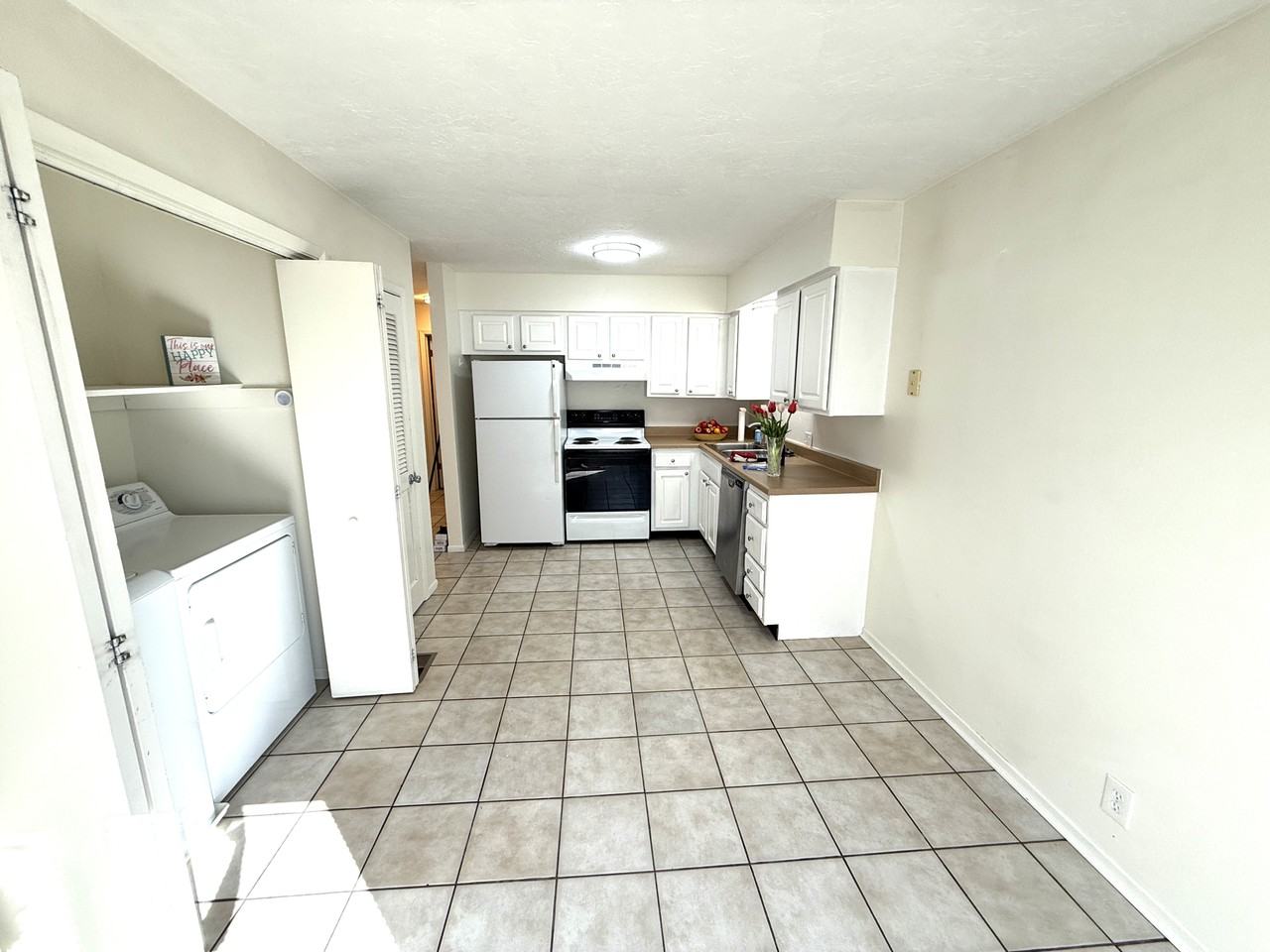 4570 S 200 E #11B - Photo 2 of 9