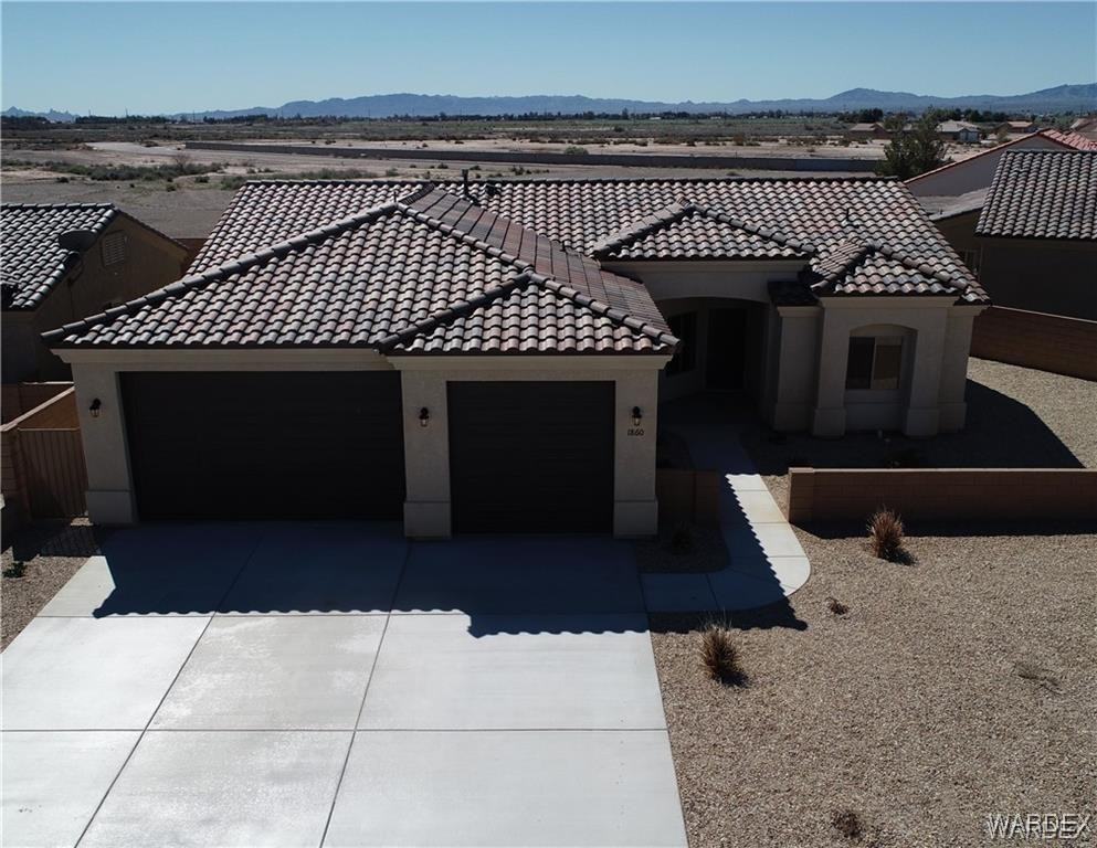 1860 E Winter Haven Dr - Photo 2 of 7