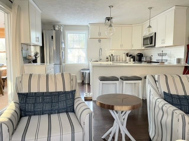 6 Founders Rd - Photo 3 of 44