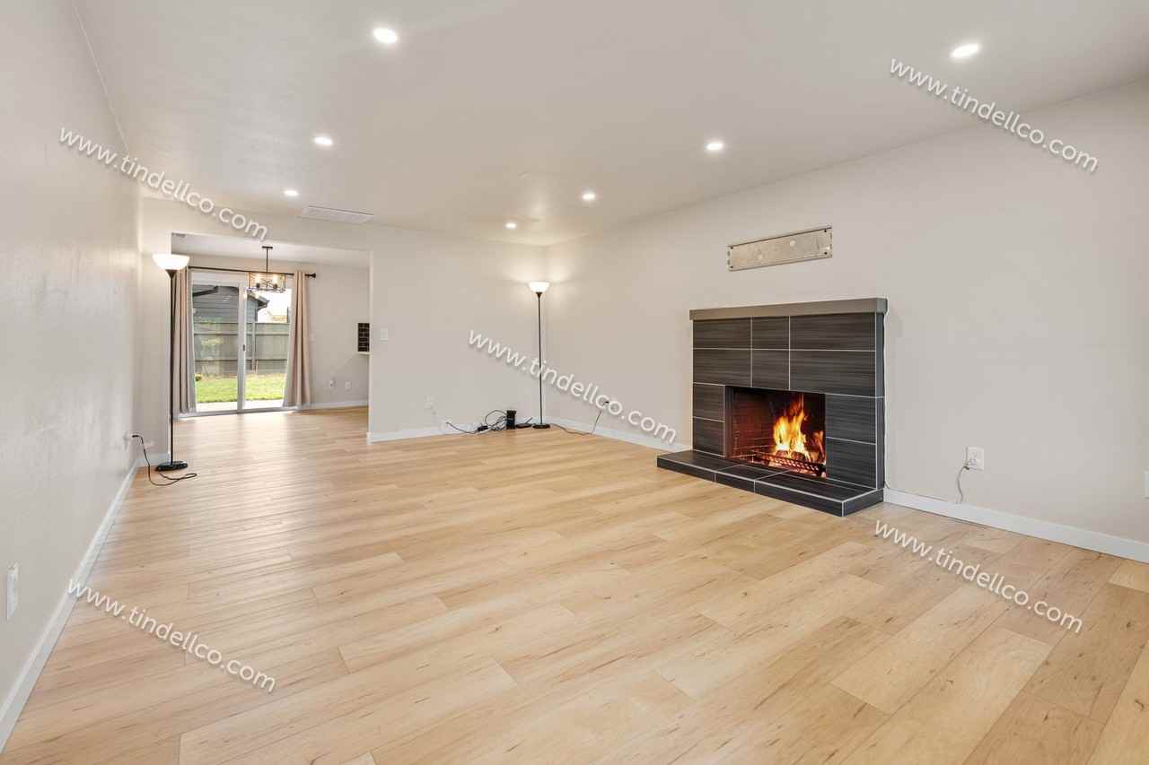 6832 Se 47th Ave - Photo 2 of 19