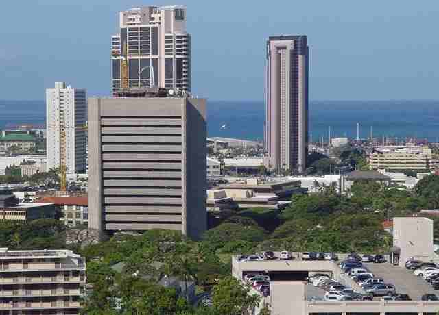 625 Iolani Ave #D601 - Photo 5 of 17