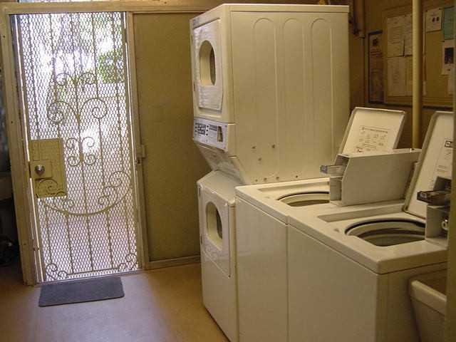 625 Iolani Ave #D601 - Photo 6 of 17