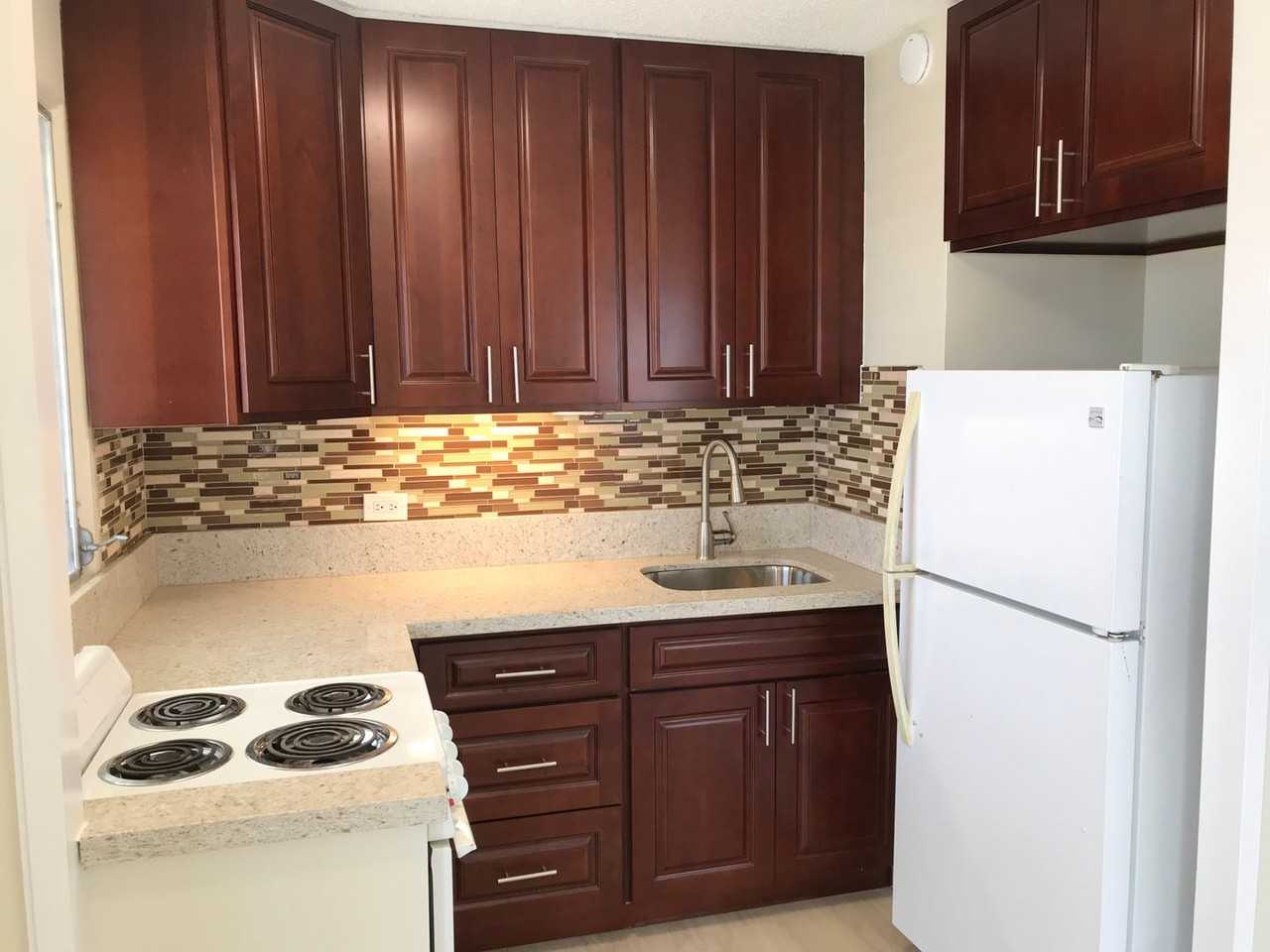 625 Iolani Ave #D601 - Photo 7 of 17