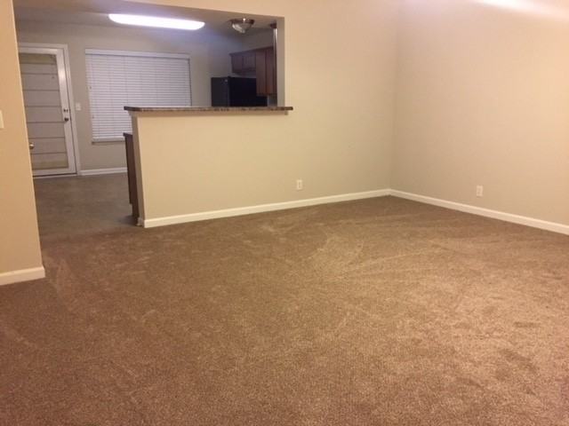 3734 Chippewa Pl - Photo 3 of 8