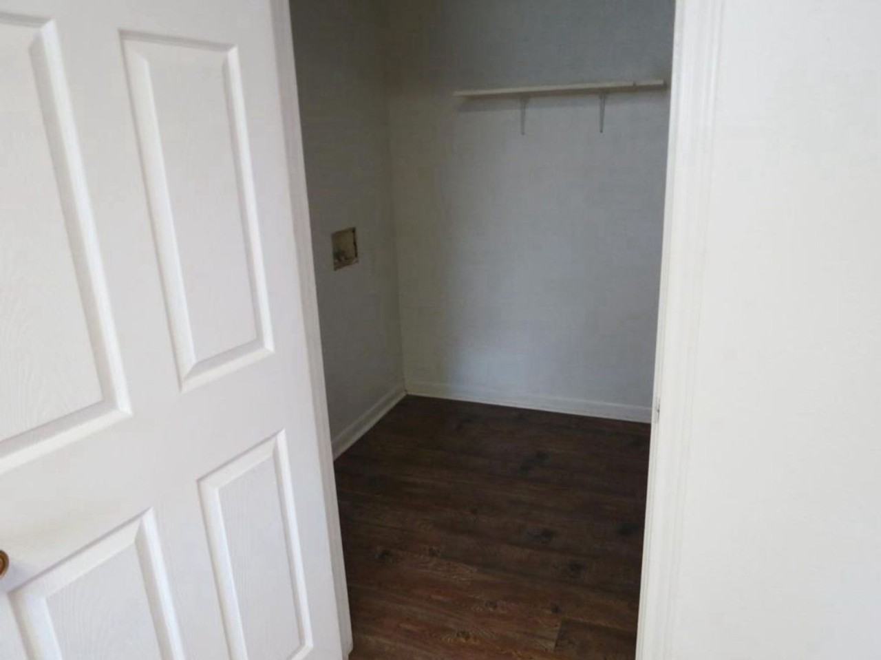 706 N Coulter Dr #B - Photo 6 of 10