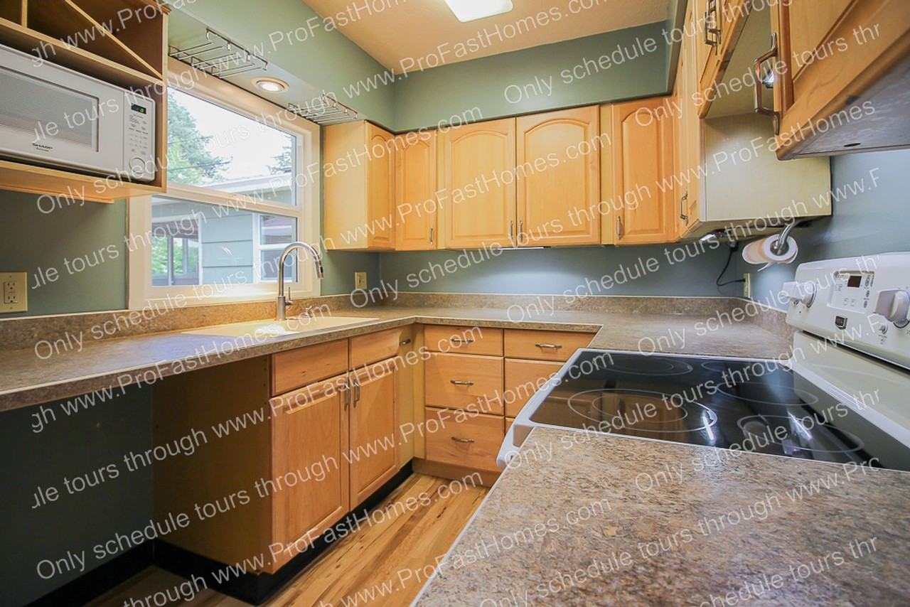 14909 Se Mill St - Photo 7 of 31