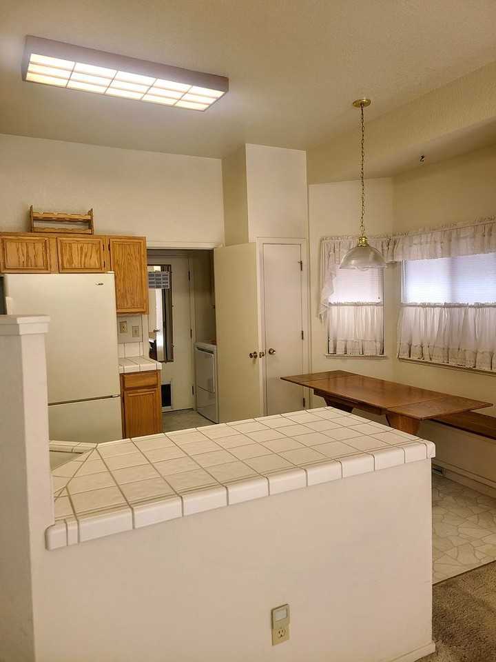 5830 Walnut Creek Rd - Photo 3 of 13