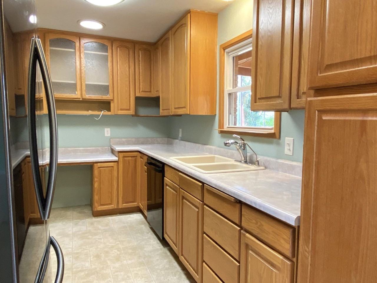 812 E 19th St - Photo 7 of 22