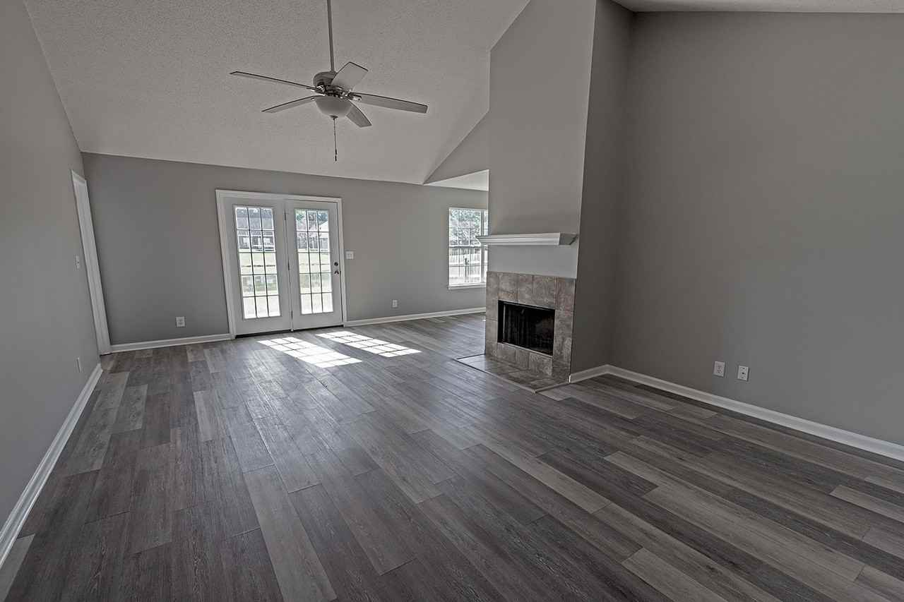 364 Mcdonald Dr - Photo 2 of 22