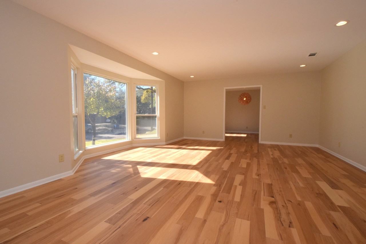 4006 Sierra Dr - Photo 2 of 30