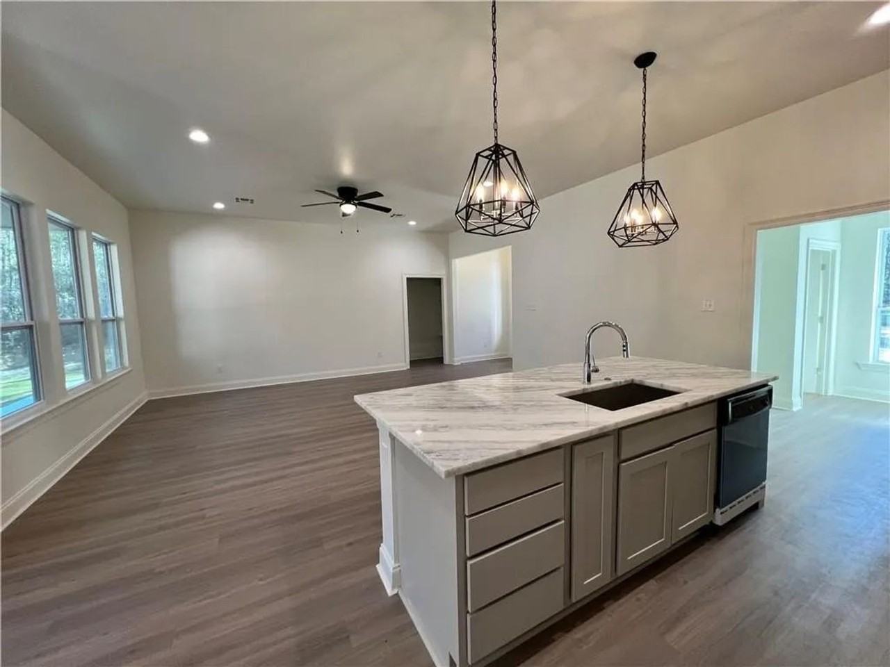 69206 4th Ave - Photo 4 of 23