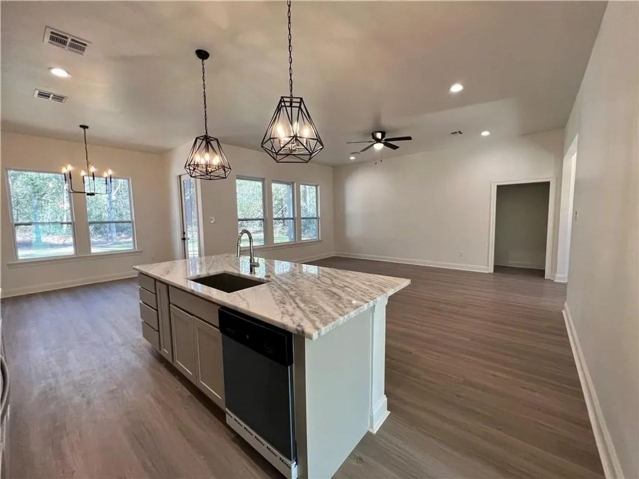 69206 4th Ave - Photo 5 of 23