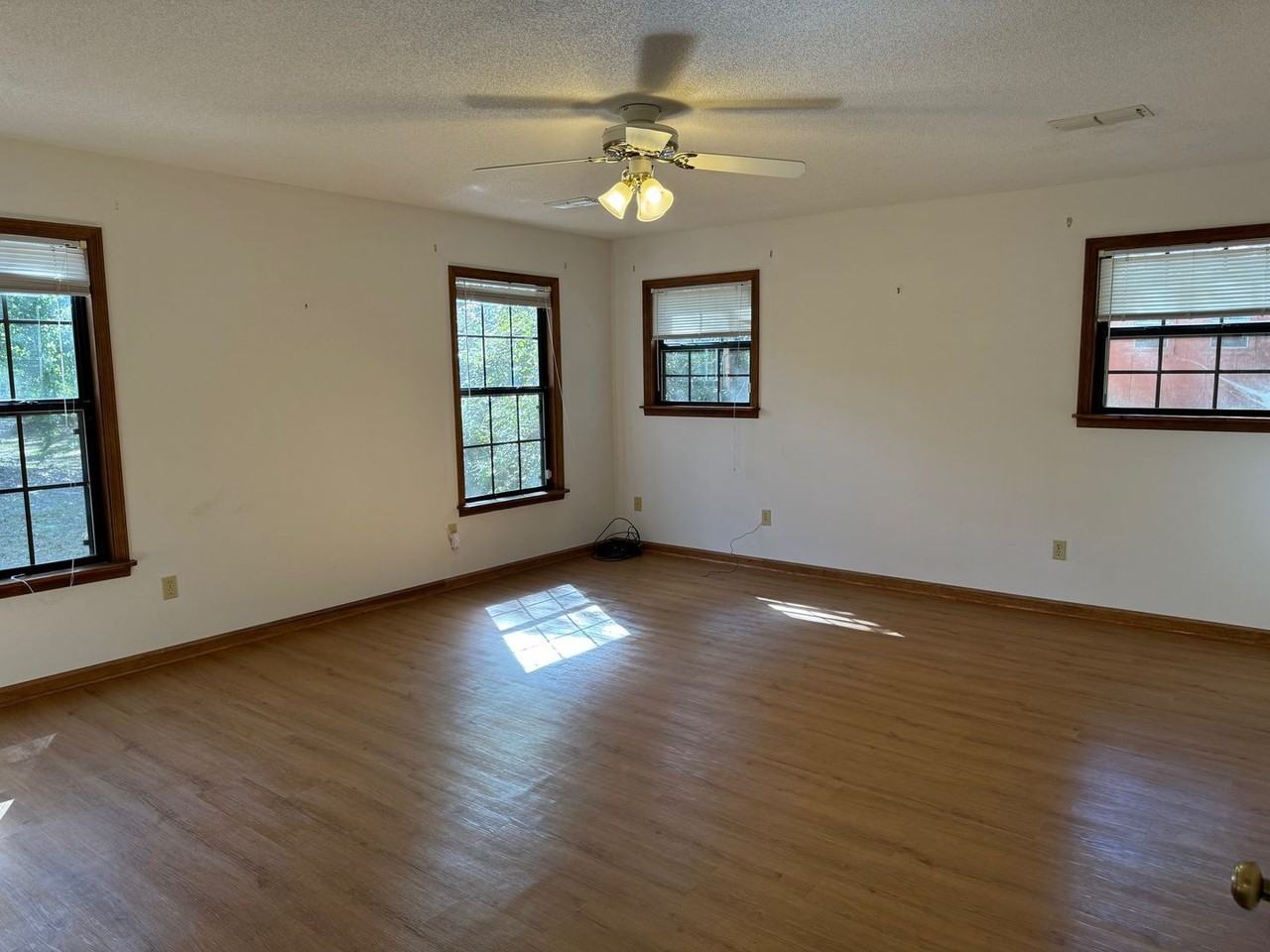 3778 Crawfordville Hwy - Photo 3 of 4