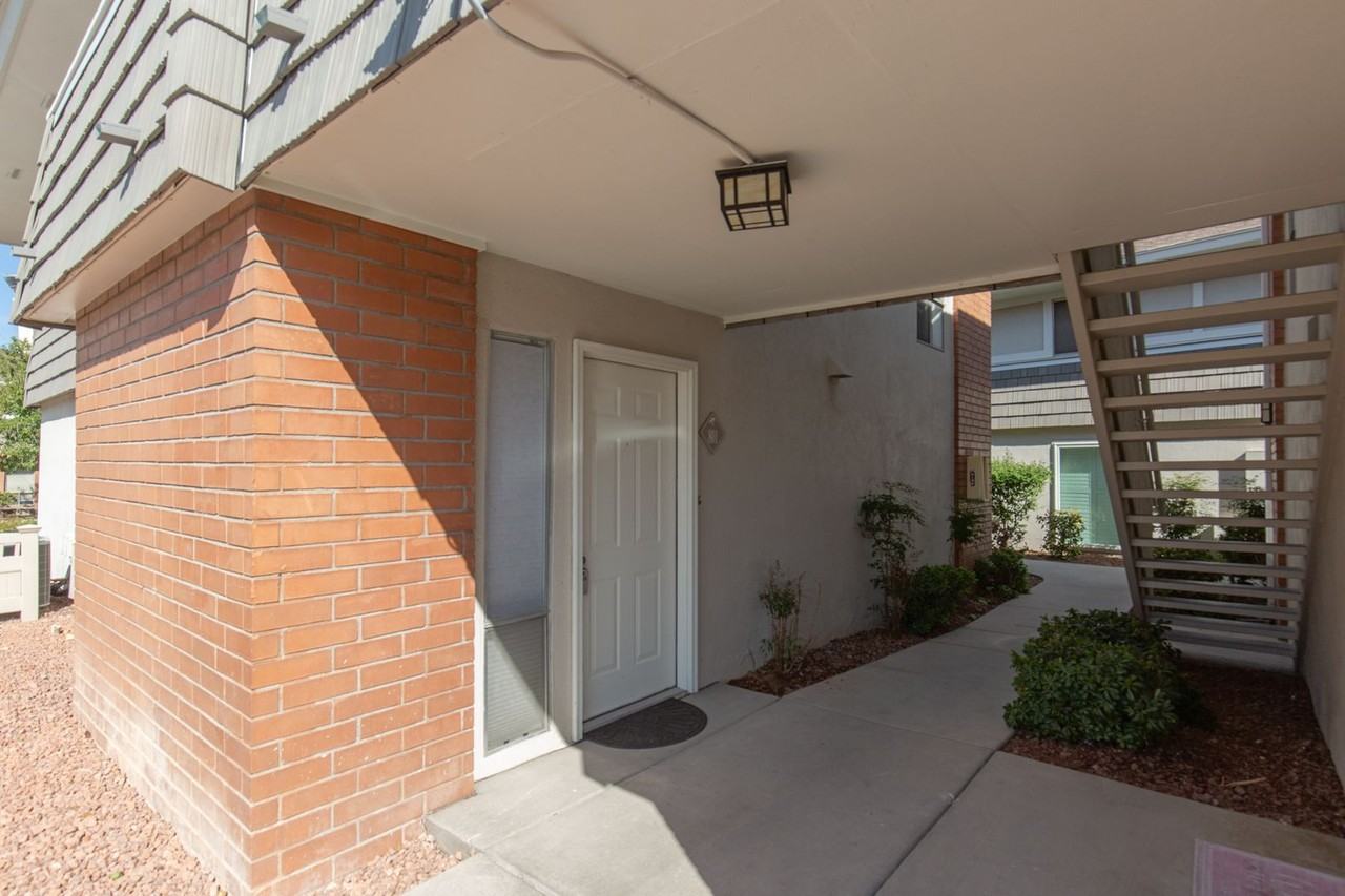 753 Oakmont Avenue #801 - Photo 2 of 32