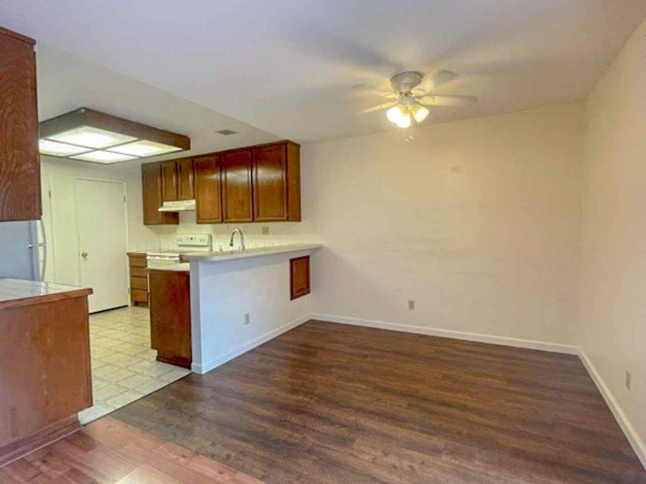 212 Ladera Plz - Photo 7 of 29