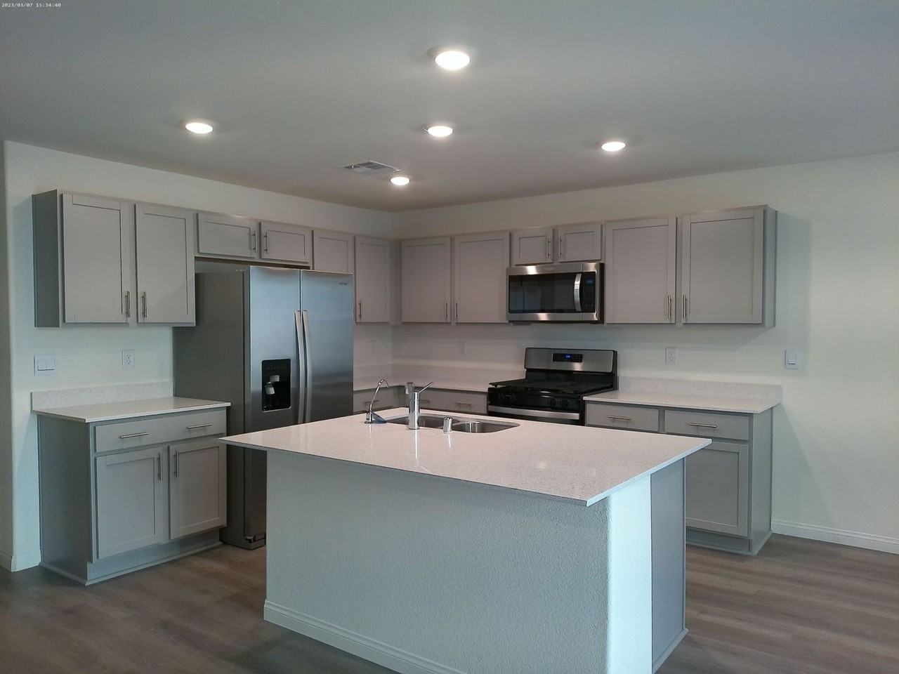 3488 Rush Ave - Photo 3 of 17