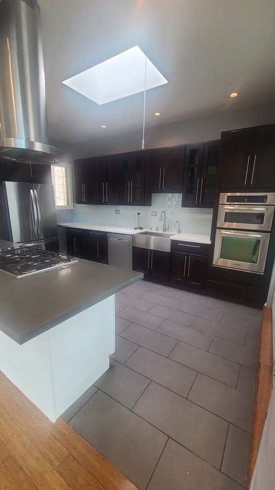 670 Stanyan St #1 - Photo 2 of 17