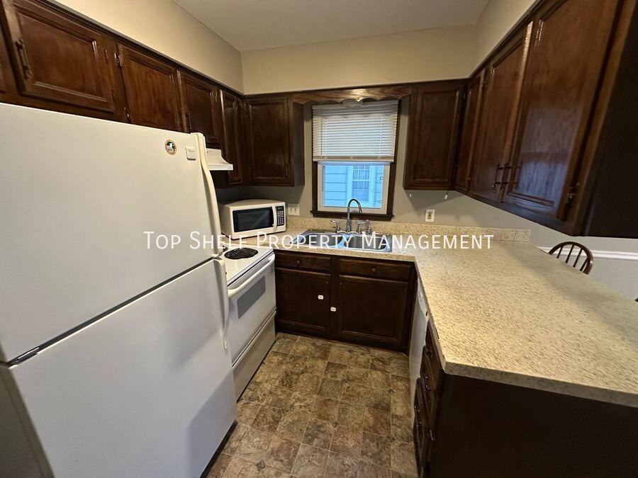 6401 Lincoln Ave - Photo 3 of 13