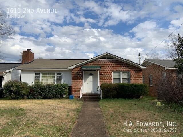 1611 2nd Avenue - Photo 2 of 19