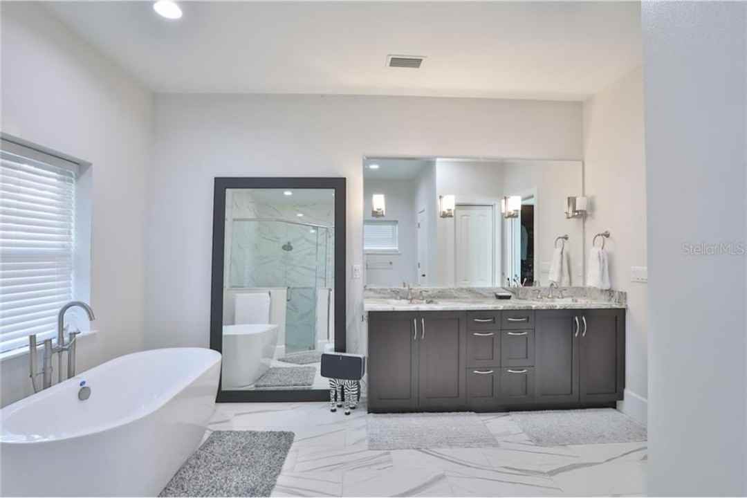4534 W Beachway Dr #NA - Photo 3 of 14
