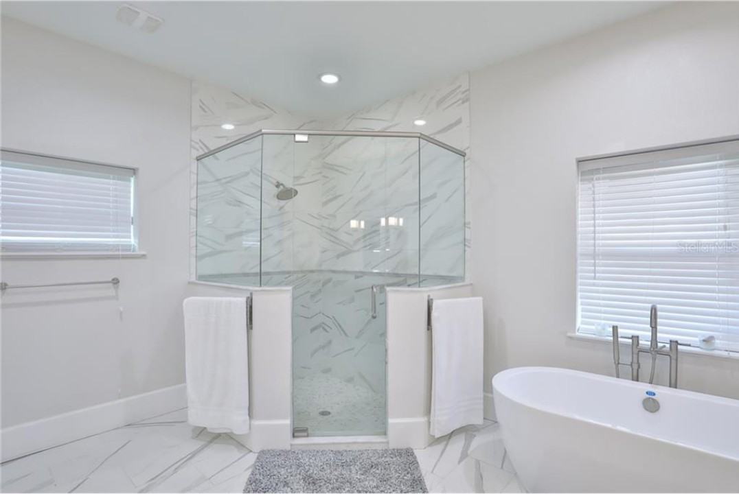 4534 W Beachway Dr #NA - Photo 4 of 14